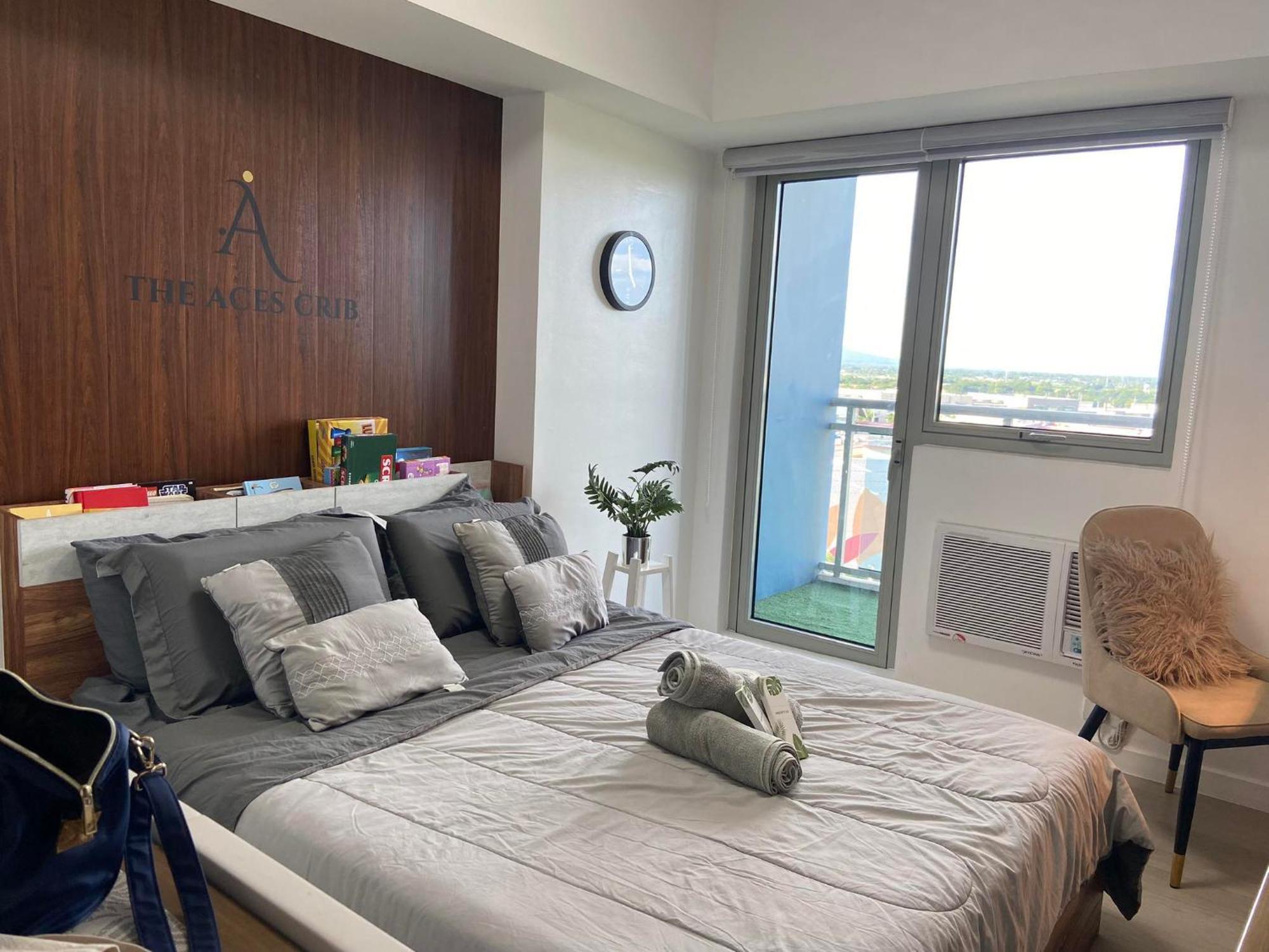 The Aces Crib At Azure North Pampanga Aparthotel Luaran gambar